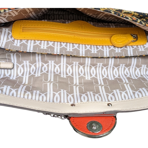 Jennifer Lopez JLO Cheetah Print Clutch Purse Magnetic Closure. Zip Pockets. - Picture 13 of 14